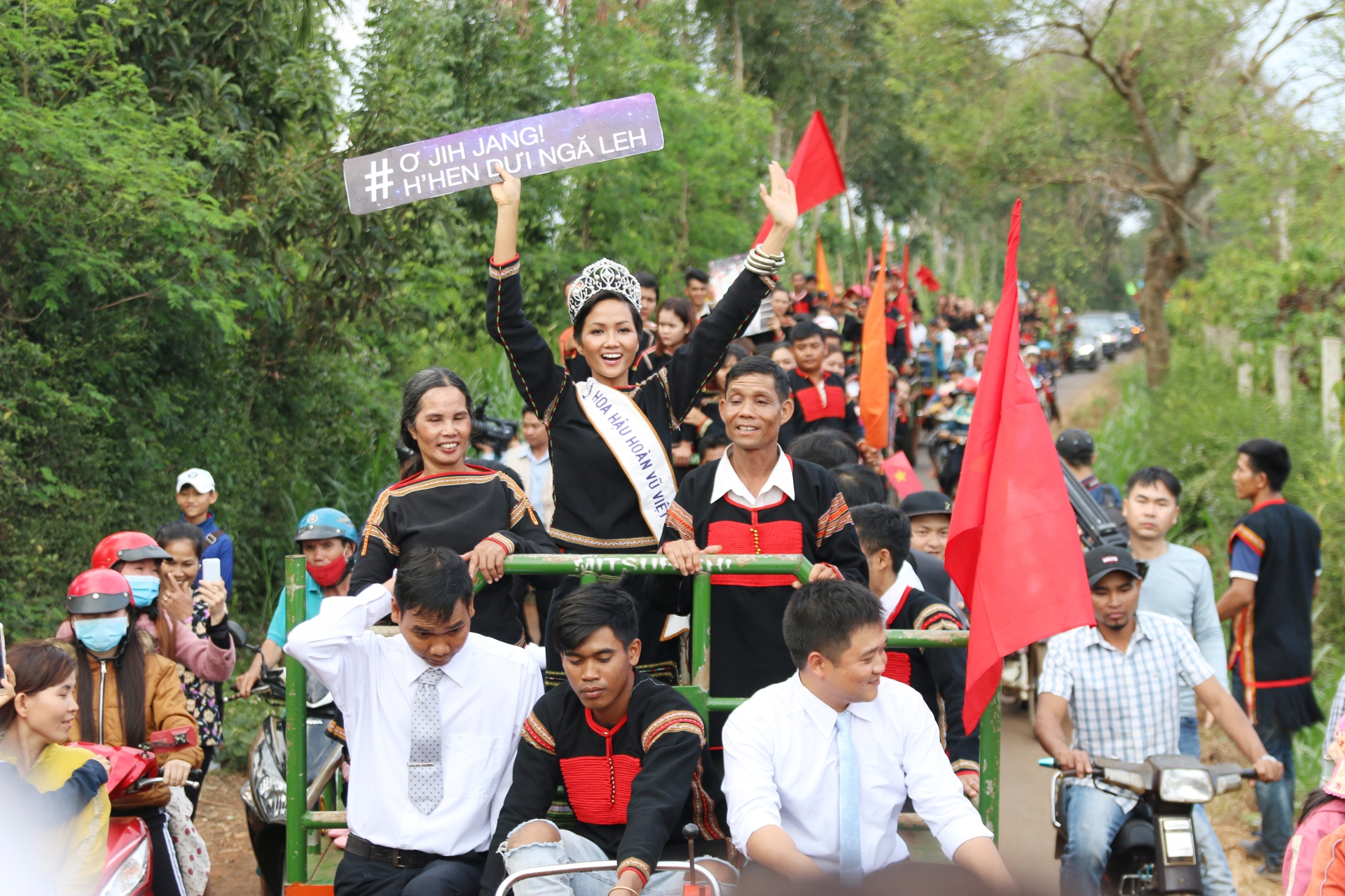 Hoa hậu H’Hen Niê được mời làm Đại sứ Truyền thông của Lễ hội Cà phê Buôn Ma Thuột lần thứ 8 năm 2023
